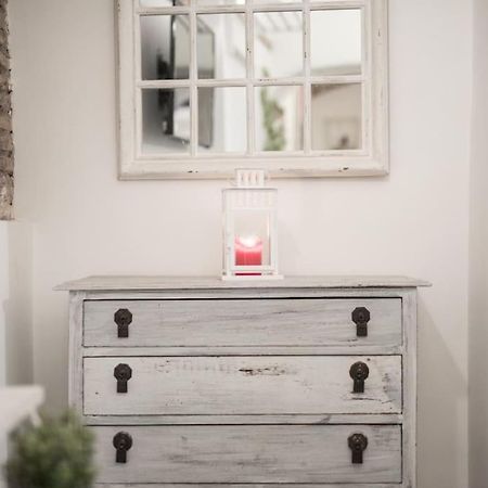 Shabby Apartment @Trastevere Rome Bagian luar foto